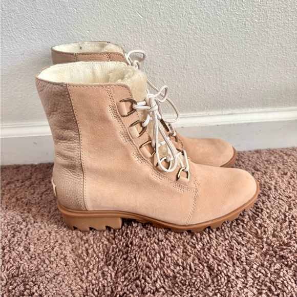 Sorel Phoenix Short Lace Lux Blush Boots Style Sheepskin Size 10 - Picture 2 of 10